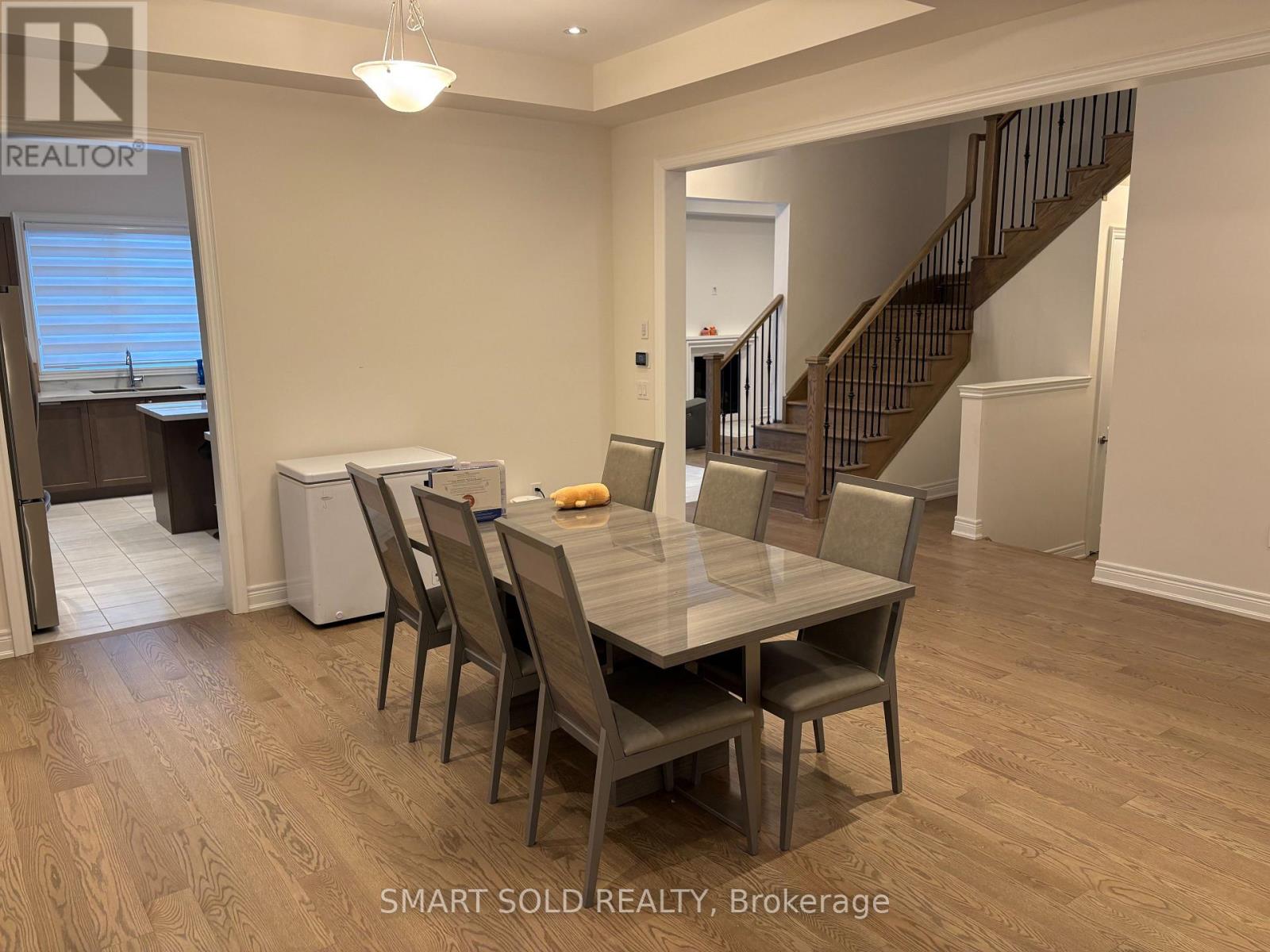 379 Seaview Heights, East Gwillimbury, Ontario  L9N 0Y4 - Photo 4 - N12685416