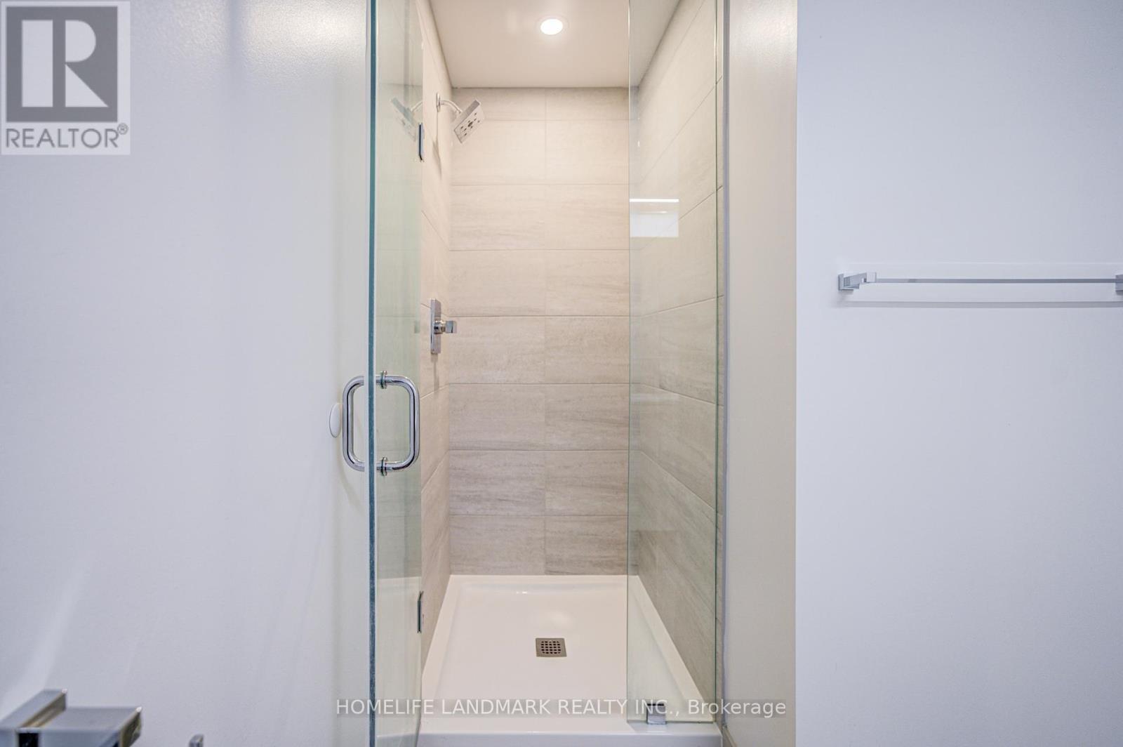 1009 - 18 Water Walk Drive, Markham, Ontario  L3R 6L5 - Photo 14 - N12685420