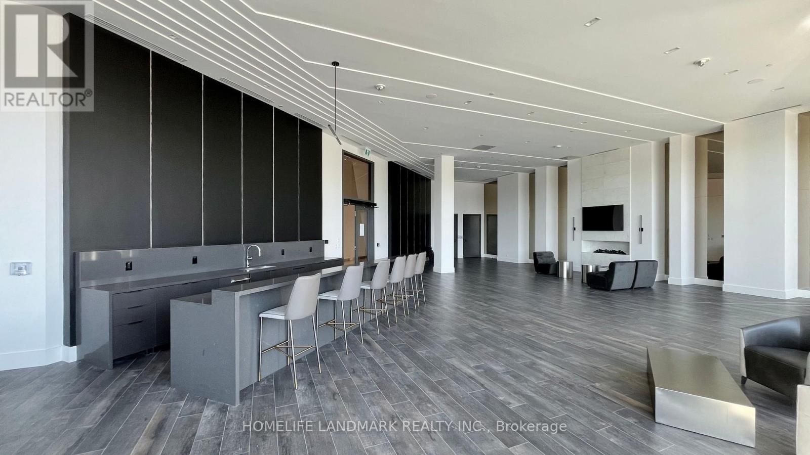 1009 - 18 Water Walk Drive, Markham, Ontario  L3R 6L5 - Photo 21 - N12685420