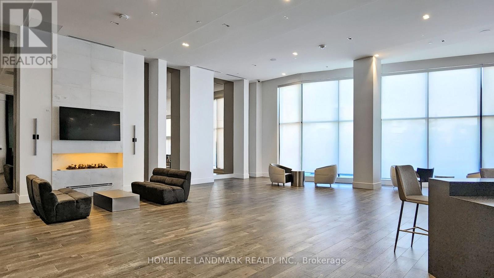 1009 - 18 Water Walk Drive, Markham, Ontario  L3R 6L5 - Photo 23 - N12685420