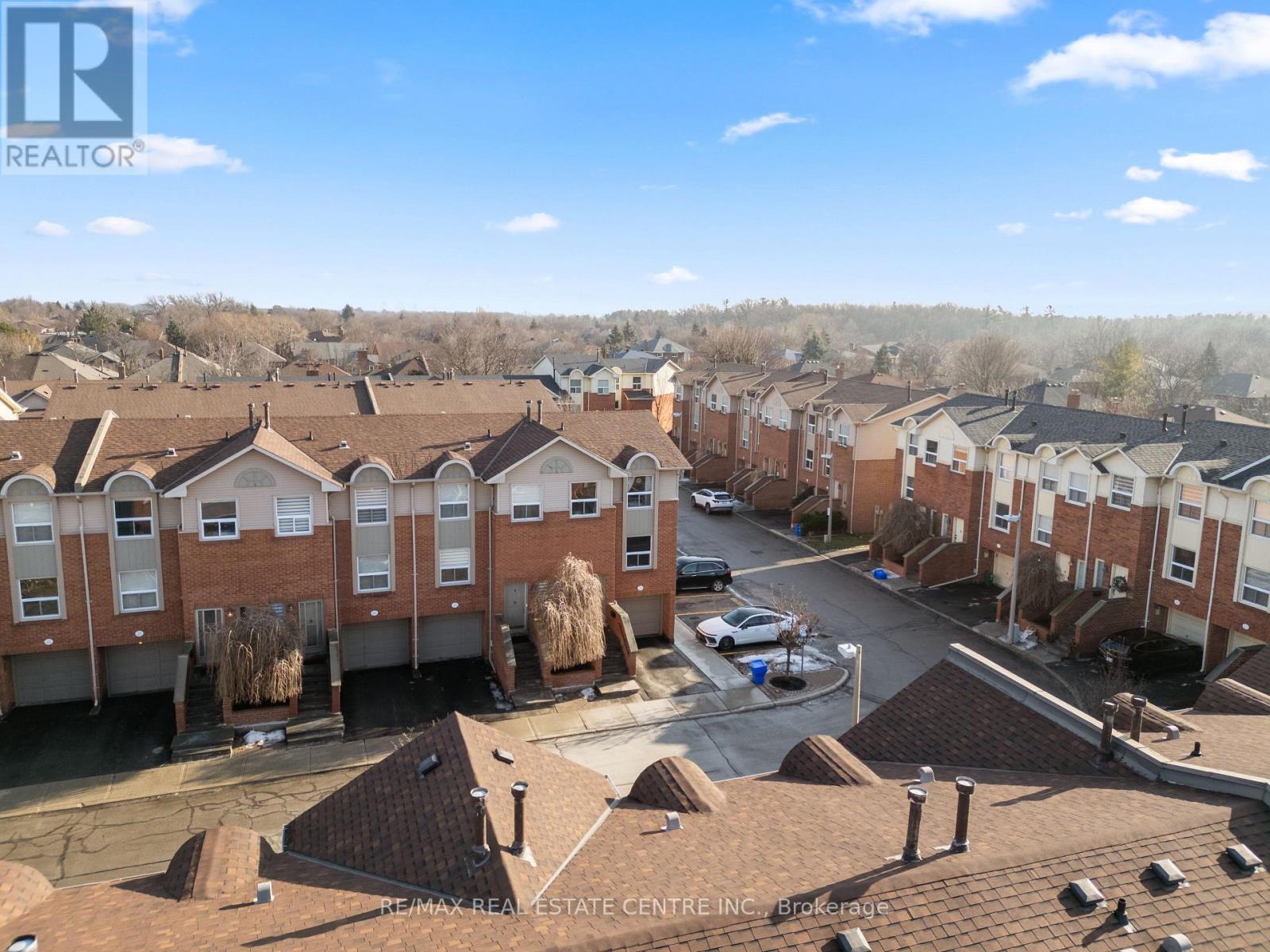 10 - 1570 Reeves Gate, Oakville, Ontario  L6M 3J3 - Photo 4 - W12685384