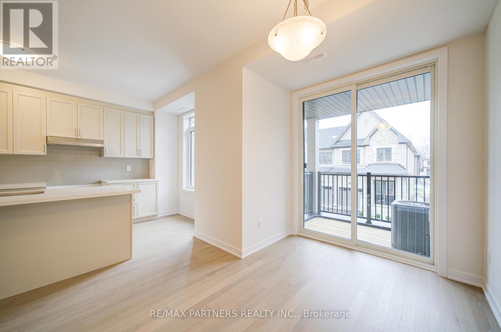 23 John Canning Way, Markham, Ontario  L3R 3X3 - Photo 8 - N12685470