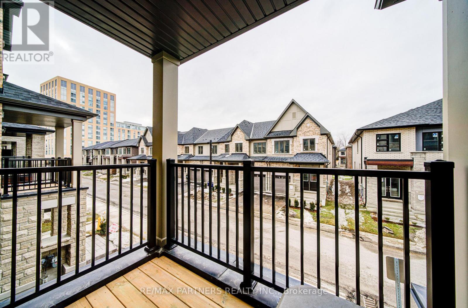 23 John Canning Way, Markham, Ontario  L3R 3X3 - Photo 9 - N12685470