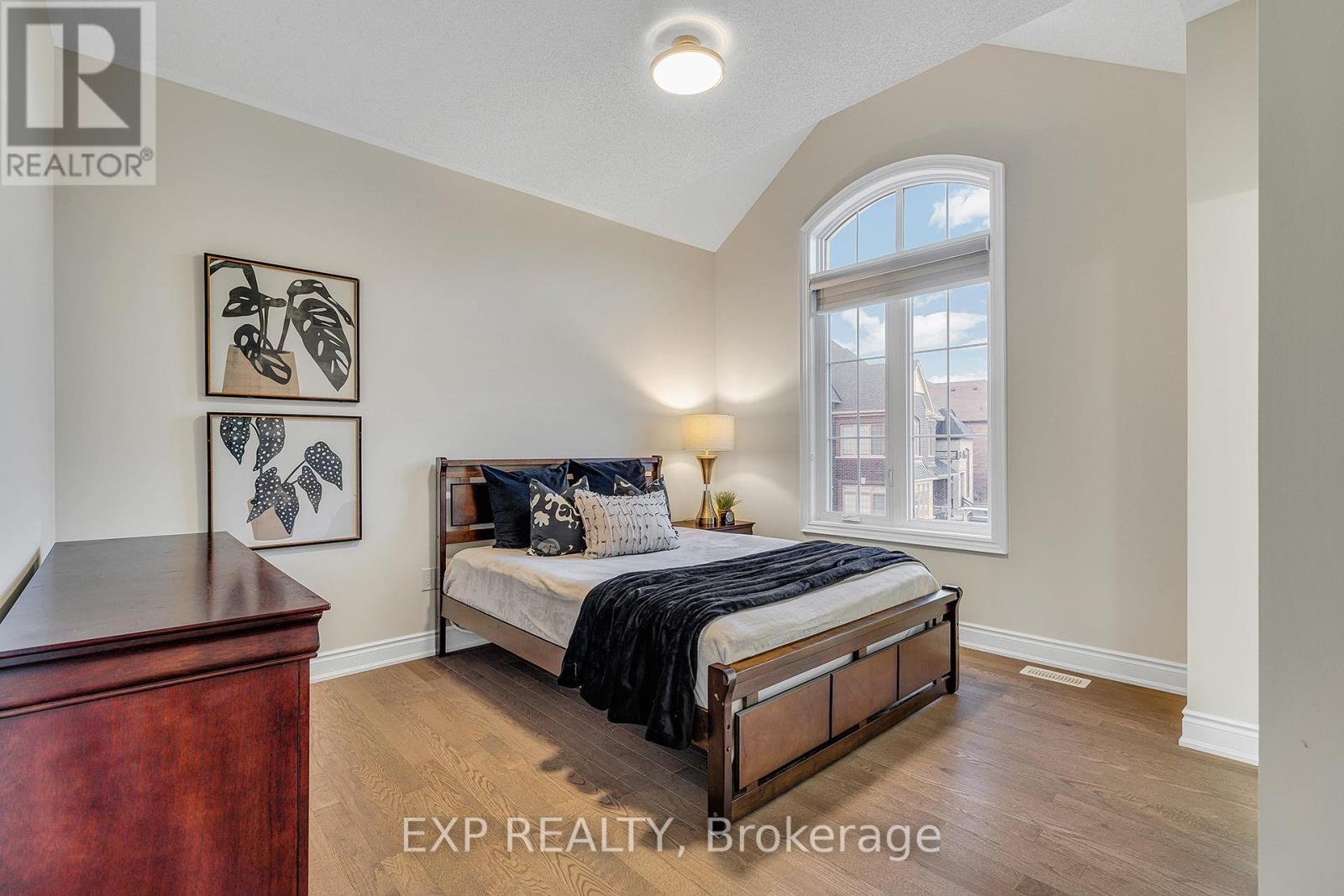 3424 Millicent Avenue, Oakville, Ontario  L6H 0V8 - Photo 35 - W12685444