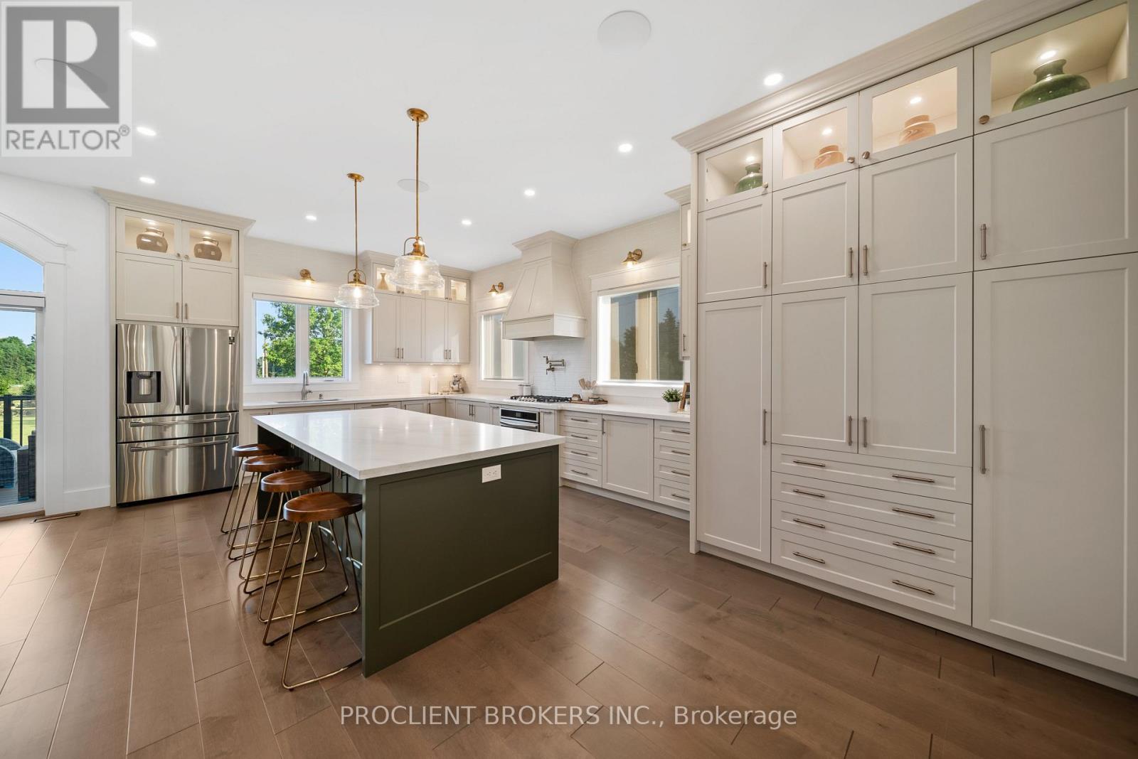 10223 Guelph Line, Milton, Ontario  L0P 1B0 - Photo 12 - W12685448