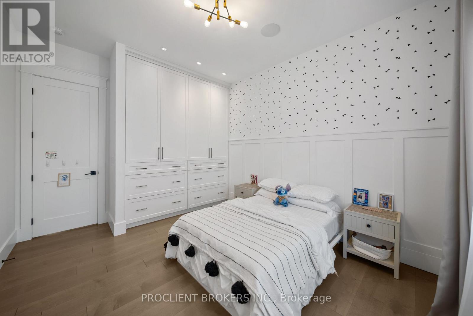 10223 Guelph Line, Milton, Ontario  L0P 1B0 - Photo 28 - W12685448