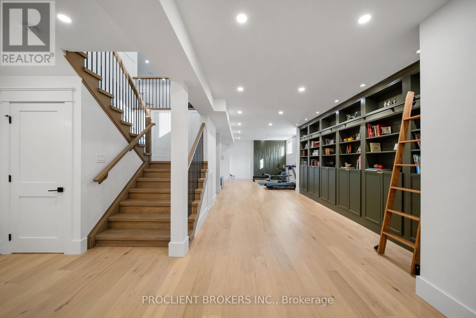 10223 Guelph Line, Milton, Ontario  L0P 1B0 - Photo 30 - W12685448