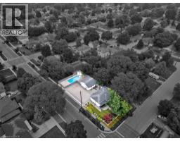 50 GROVE Crescent, Brantford, Ontario