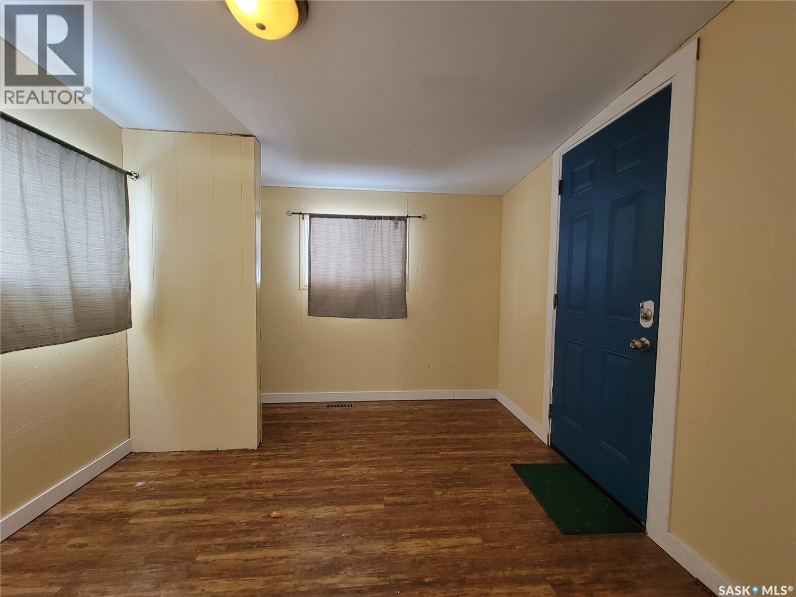 4721 Barr Crescent, Lloydminster, Saskatchewan  T9V 0L3 - Photo 4 - SK026590