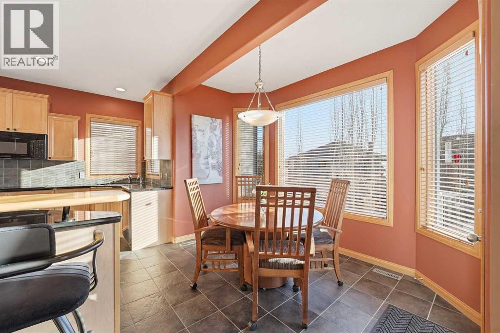 133 Royal Abbey Court Nw, Calgary, Alberta  T3G 4Y3 - Photo 15 - A2276926