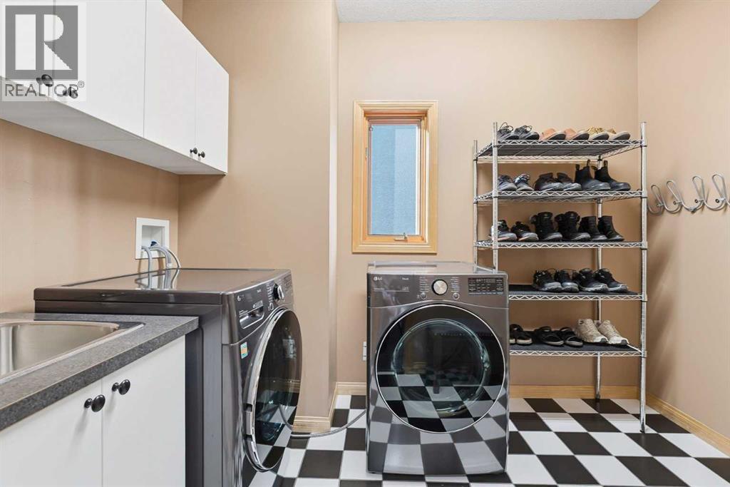 133 Royal Abbey Court Nw, Calgary, Alberta  T3G 4Y3 - Photo 21 - A2276926