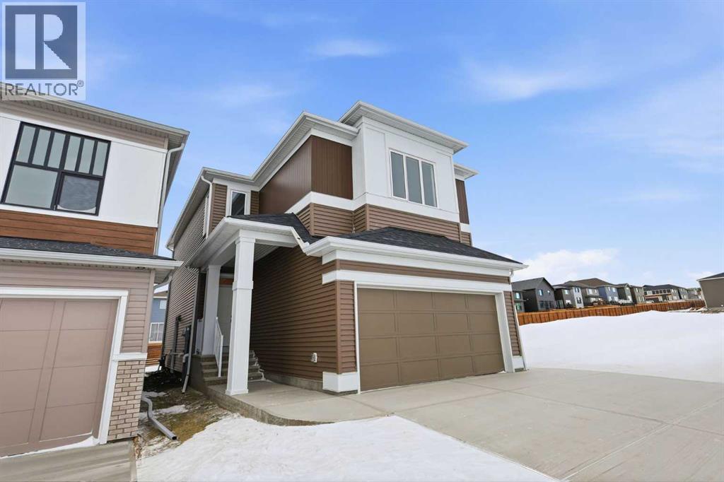 72 Calhoun Rise Ne, Calgary, Alberta  T3P 2P5 - Photo 2 - A2275890