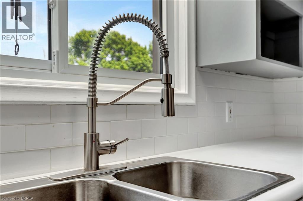 1017 Braeside Street, Woodstock, Ontario  N4S 4T3 - Photo 9 - 40797521