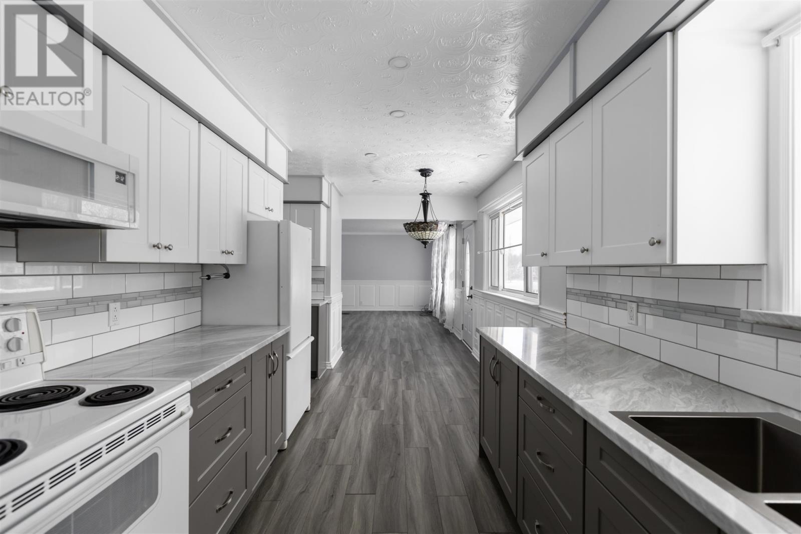 263 Second Lin E, Sault Ste. Marie, Ontario  P6C 2M5 - Photo 12 - SM253433