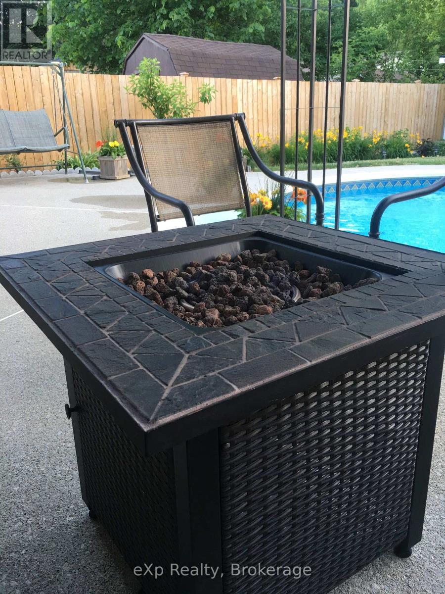 210 5th A Avenue W, Owen Sound, Ontario  N4K 6G8 - Photo 36 - X12685510