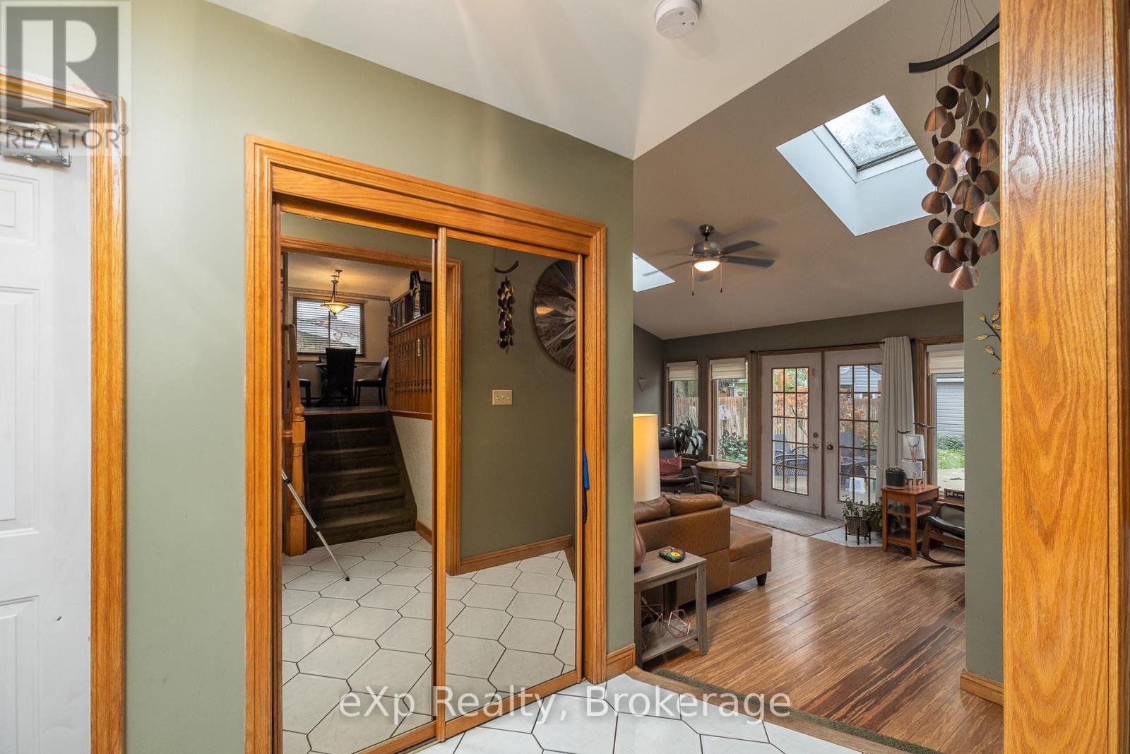 210 5th A Avenue W, Owen Sound, Ontario  N4K 6G8 - Photo 5 - X12685510