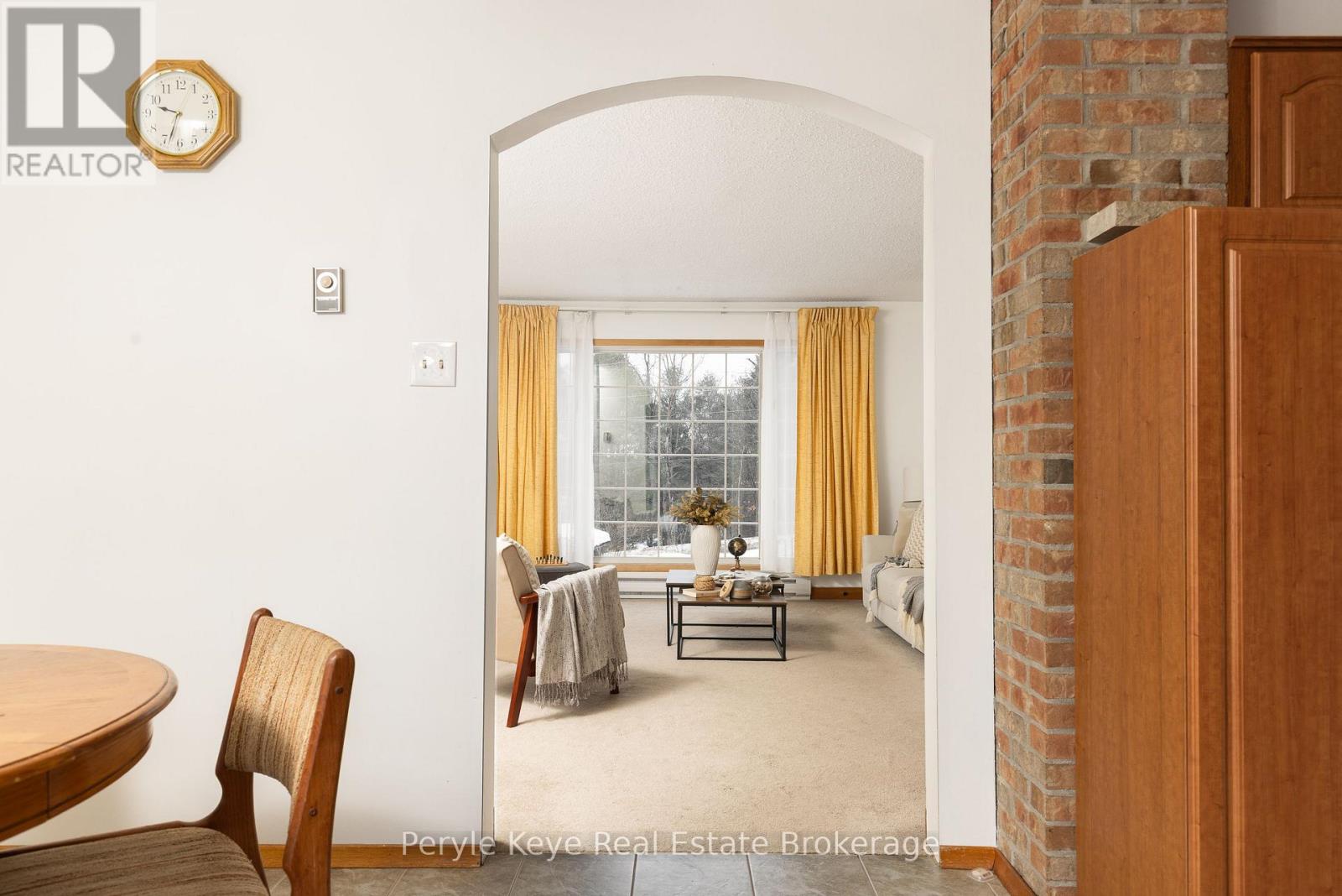 688 Stephenson 1 Road E, Huntsville (Stephenson), Ontario  P0B 1L0 - Photo 11 - X12685530