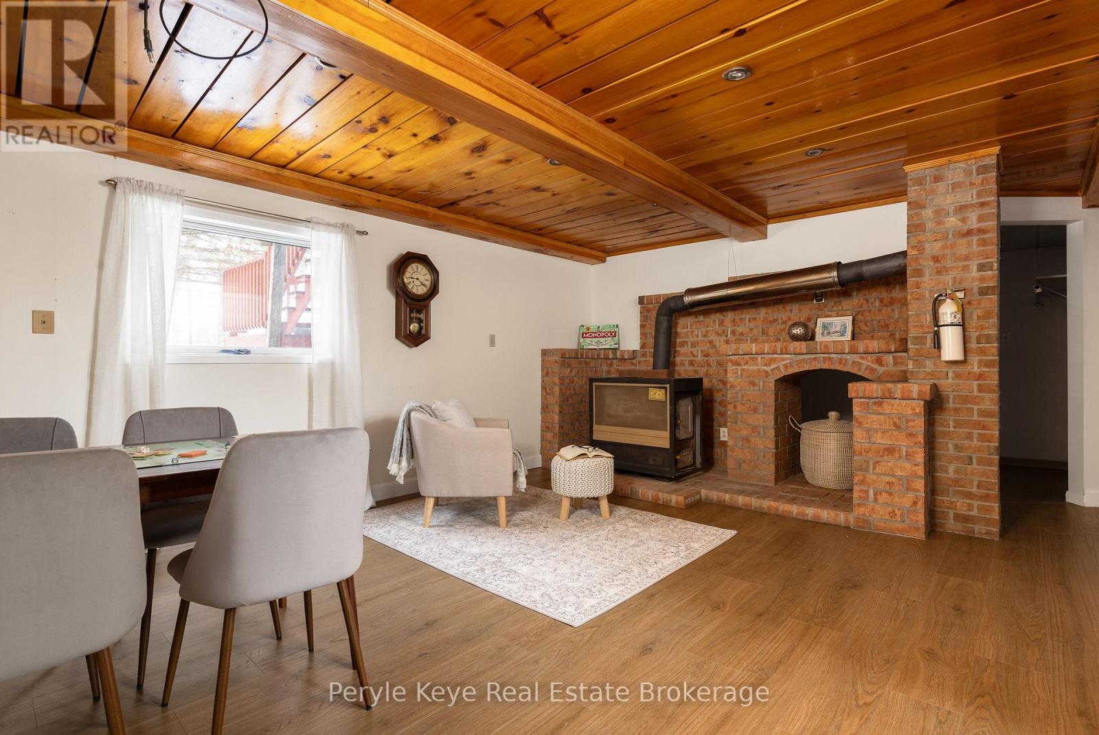 688 Stephenson 1 Road E, Huntsville (Stephenson), Ontario  P0B 1L0 - Photo 27 - X12685530