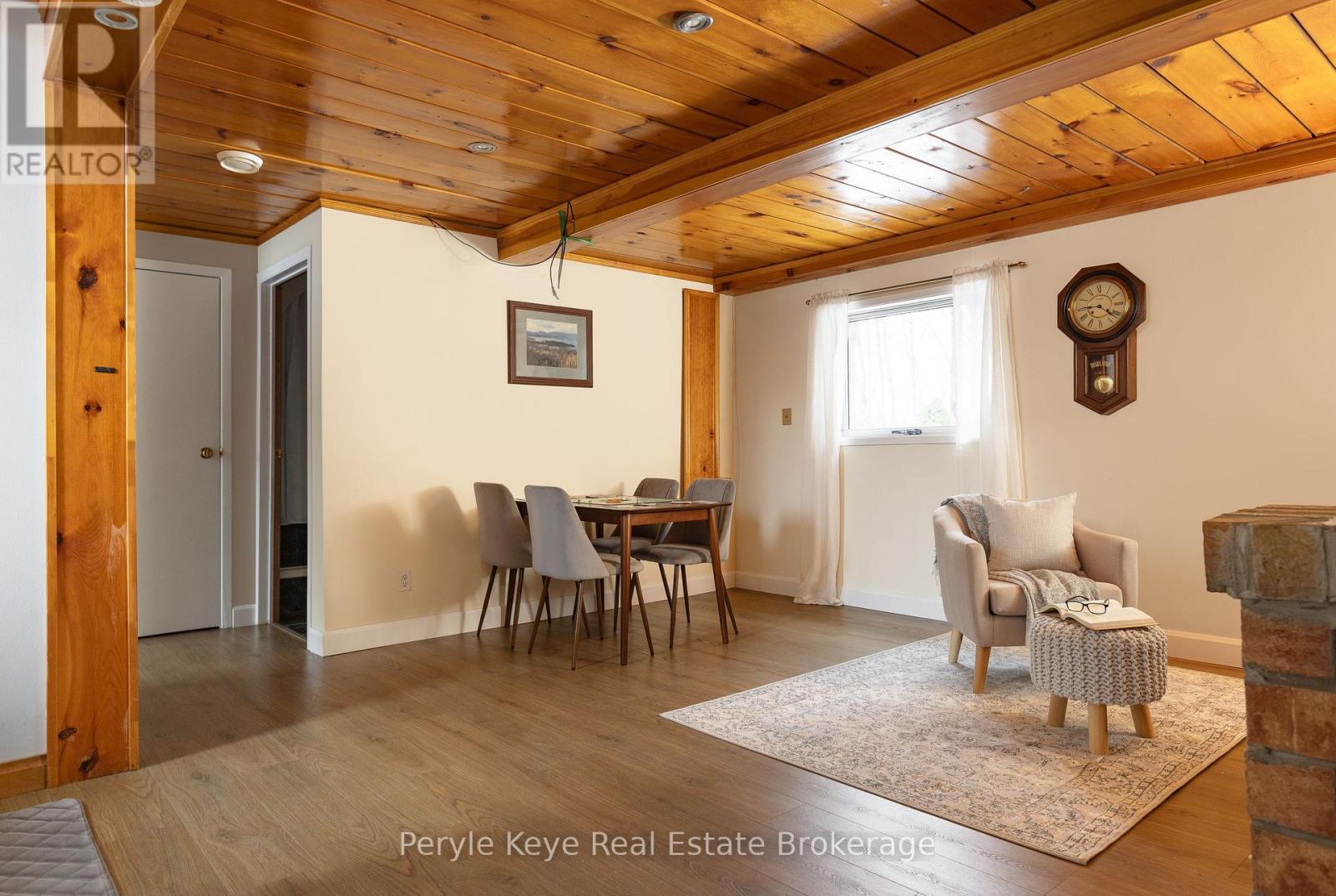 688 Stephenson 1 Road E, Huntsville (Stephenson), Ontario  P0B 1L0 - Photo 28 - X12685530