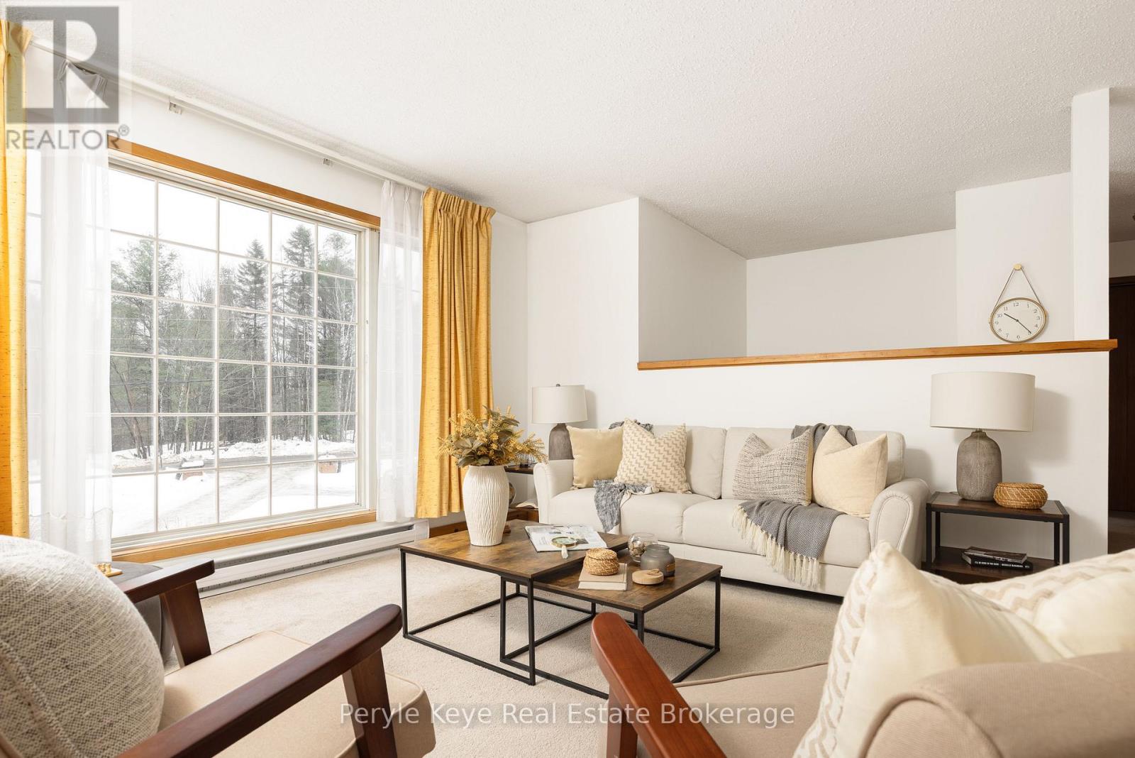 688 Stephenson 1 Road E, Huntsville (Stephenson), Ontario  P0B 1L0 - Photo 3 - X12685530