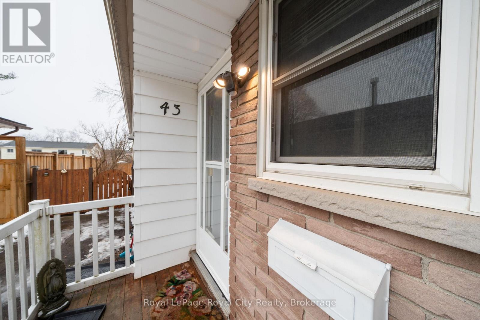 43 Patience Crescent, London South (South X), Ontario  N6E 2K7 - Photo 7 - X12685542