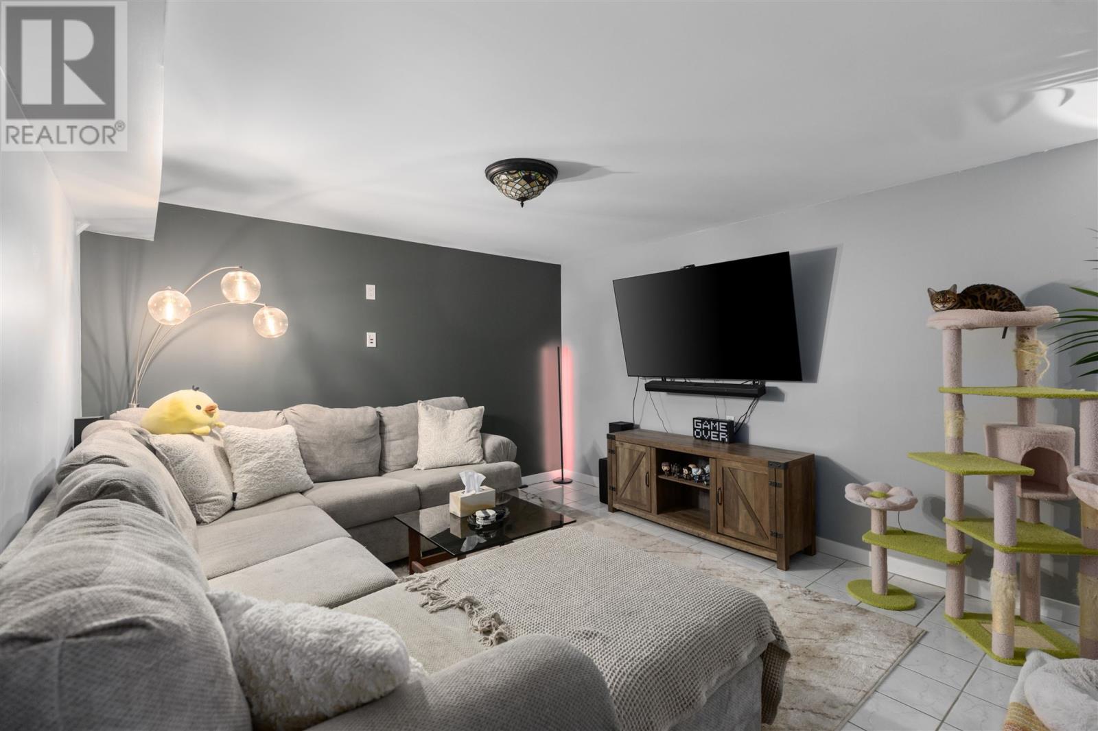 4 St. Michael's Sq, Sault Ste. Marie, Ontario  P6C 2V7 - Photo 20 - SM260016