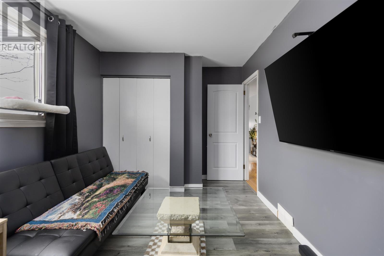 4 St. Michael's Sq, Sault Ste. Marie, Ontario  P6C 2V7 - Photo 12 - SM260016