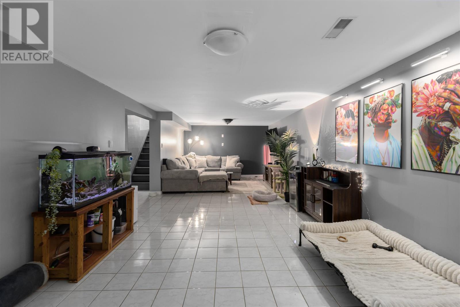 4 St. Michael's Sq, Sault Ste. Marie, Ontario  P6C 2V7 - Photo 19 - SM260016