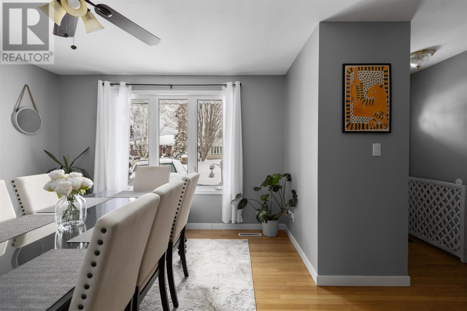 4 St. Michael's Sq, Sault Ste. Marie, Ontario  P6C 2V7 - Photo 5 - SM260016