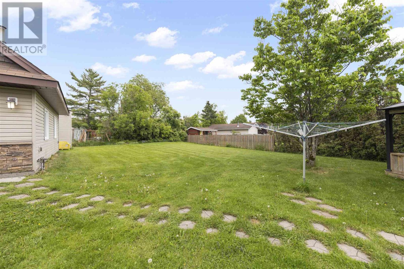 16 Charlotte Dr, Sault Ste. Marie, Ontario  P6B 5S7 - Photo 45 - SM260068