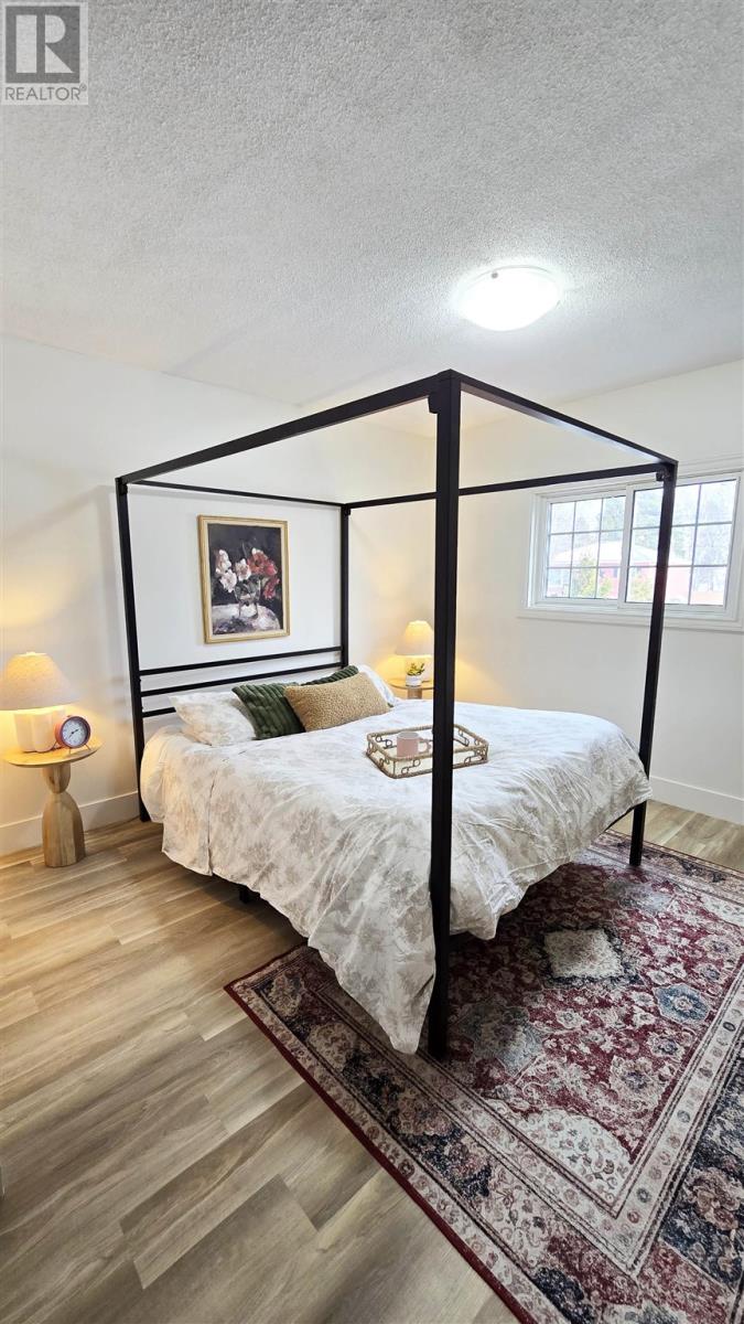 90 Market St, Sault Ste. Marie, Ontario  P6A 4T3 - Photo 30 - SM260073