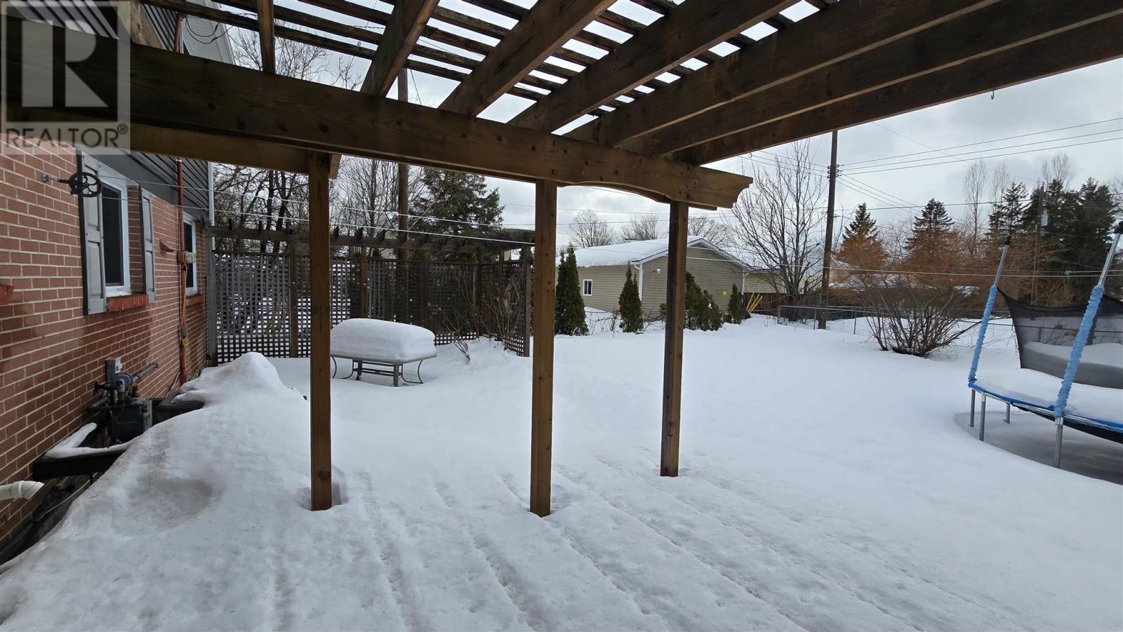 123 Palace Dr, Sault Ste. Marie, Ontario  P6B 5H7 - Photo 4 - SM260069