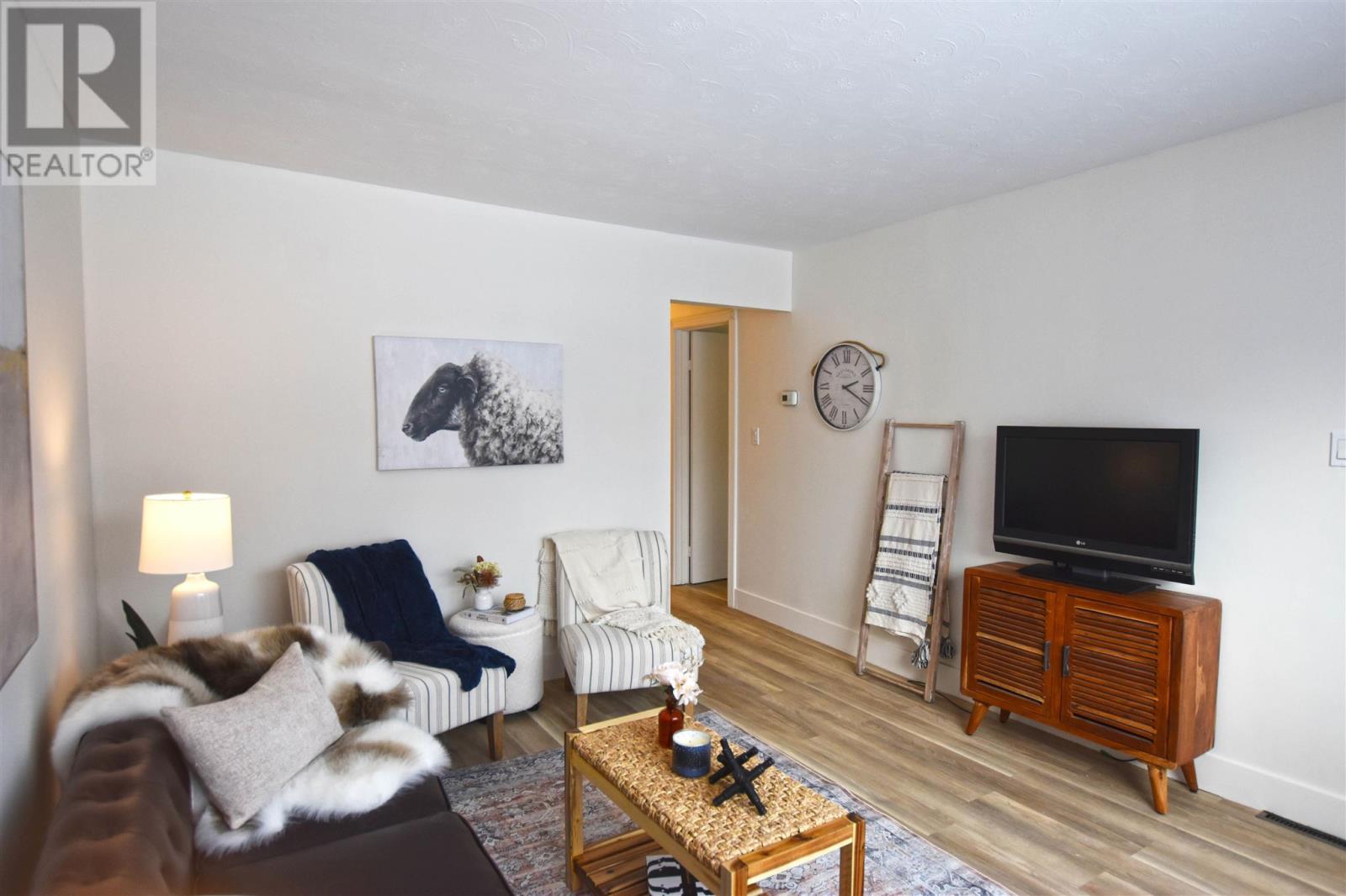 90 Market St, Sault Ste. Marie, Ontario  P6A 4T3 - Photo 11 - SM260073