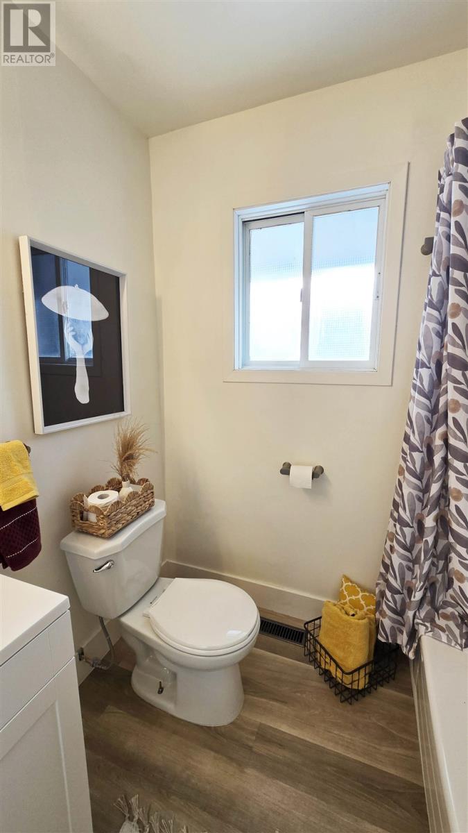 90 Market St, Sault Ste. Marie, Ontario  P6A 4T3 - Photo 23 - SM260073