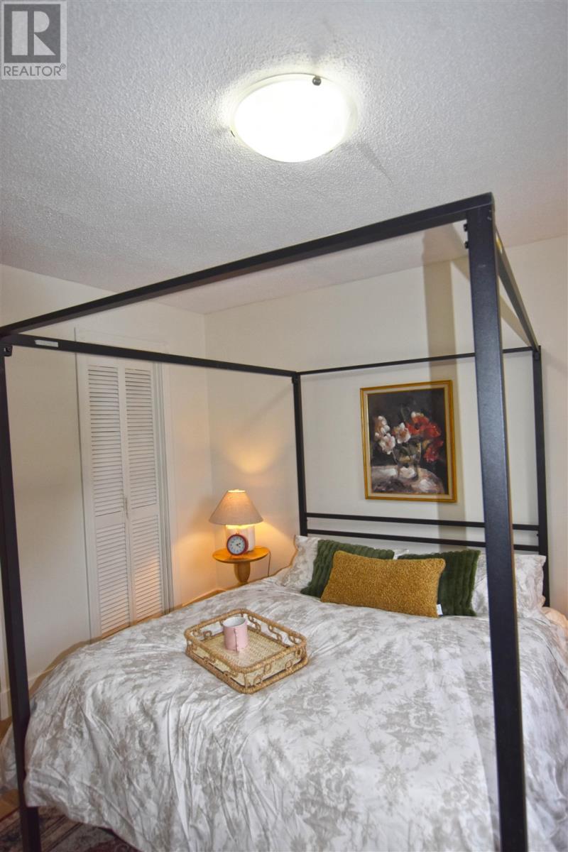 90 Market St, Sault Ste. Marie, Ontario  P6A 4T3 - Photo 35 - SM260073