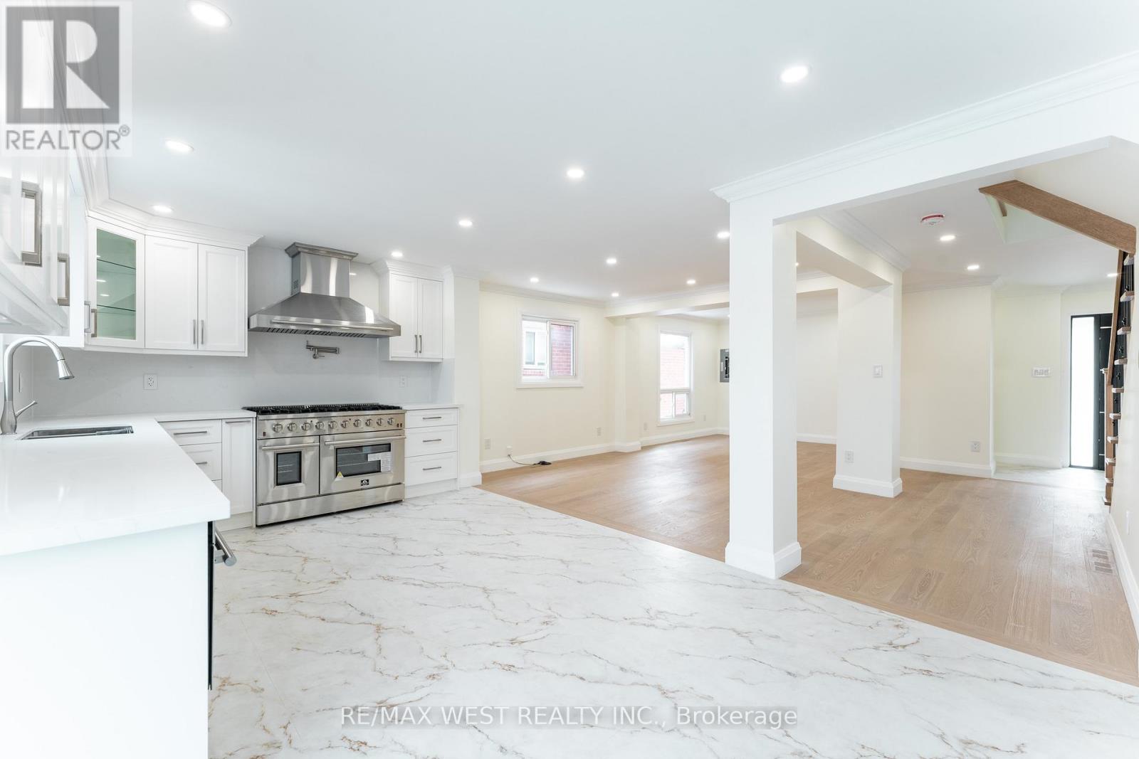 Main Fl - 188 Misty Meadow Drive, Vaughan, Ontario  L4L 3V7 - Photo 17 - N12683372