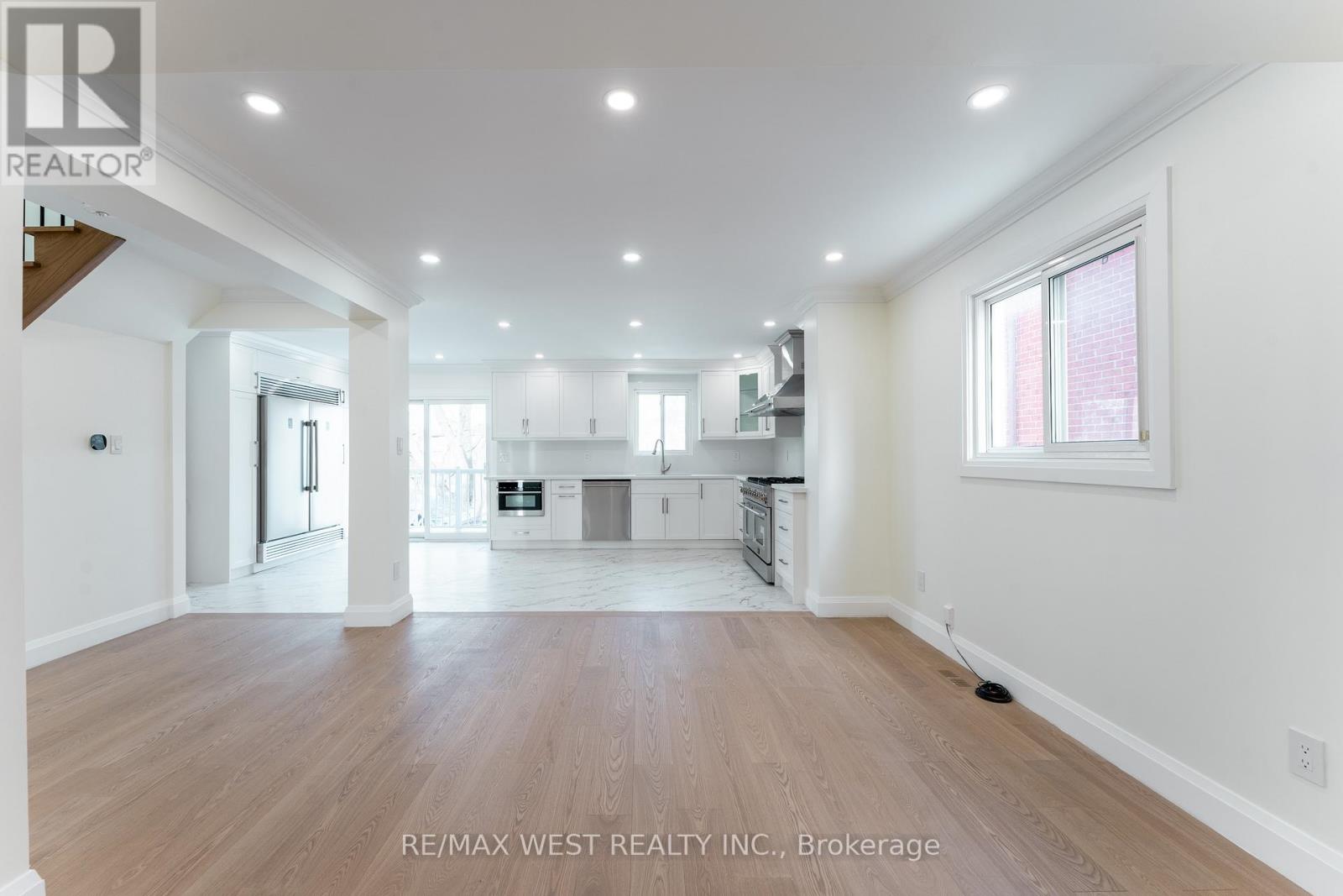 Main Fl - 188 Misty Meadow Drive, Vaughan, Ontario  L4L 3V7 - Photo 13 - N12683372