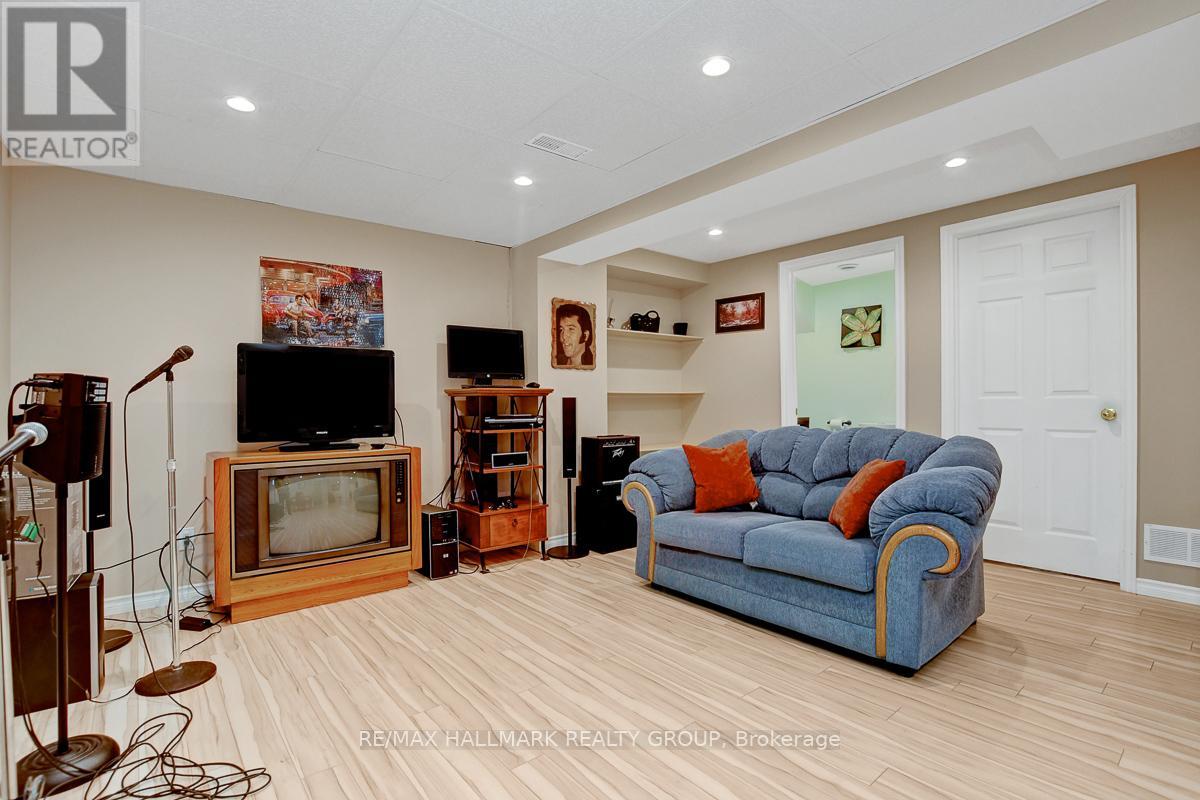 343 Quartz Avenue, Clarence-Rockland, Ontario  K4K 0A2 - Photo 39 - X12387078