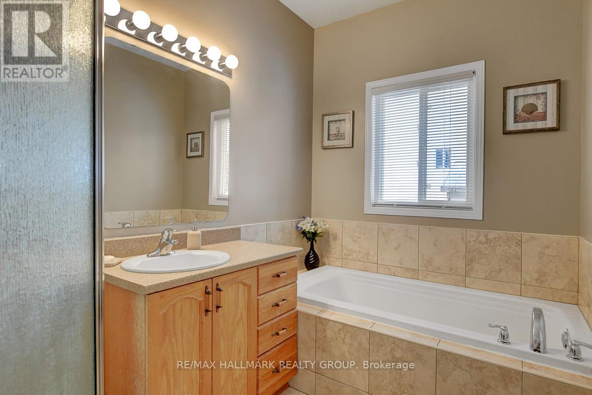 343 Quartz Avenue, Clarence-Rockland, Ontario  K4K 0A2 - Photo 25 - X12387078