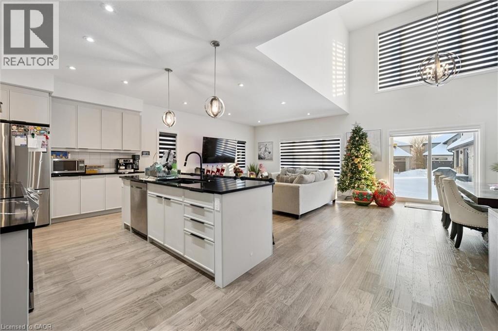 972 Stonecliffe Walk Unit# 18, Kitchener, Ontario  N2P 0K5 - Photo 11 - 40792292