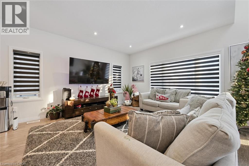 972 Stonecliffe Walk Unit# 18, Kitchener, Ontario  N2P 0K5 - Photo 16 - 40792292