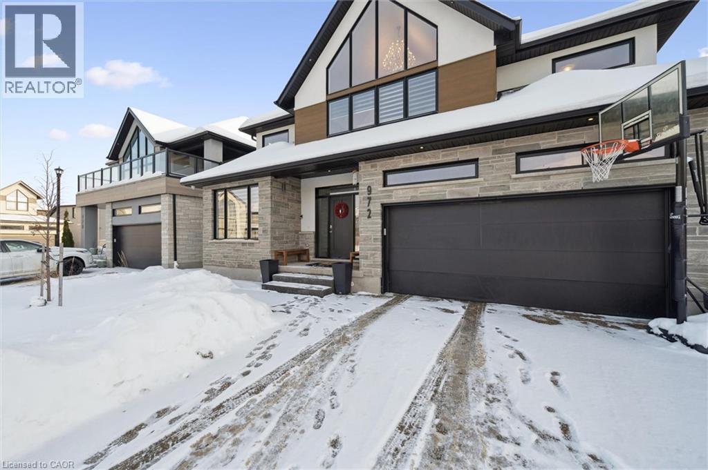 972 Stonecliffe Walk Unit# 18, Kitchener, Ontario  N2P 0K5 - Photo 4 - 40792292