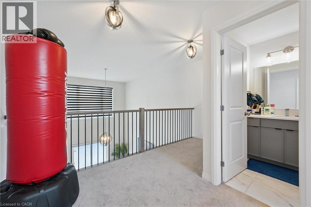 972 Stonecliffe Walk Unit# 18, Kitchener, Ontario  N2P 0K5 - Photo 41 - 40792292