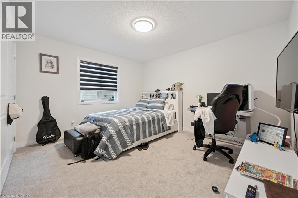 972 Stonecliffe Walk Unit# 18, Kitchener, Ontario  N2P 0K5 - Photo 44 - 40792292