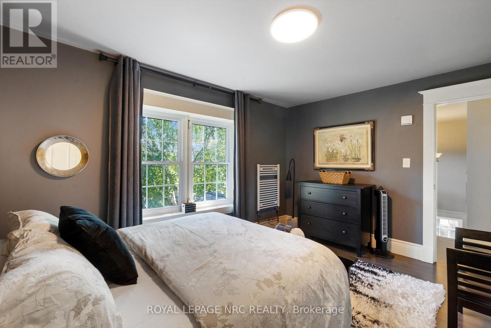 326 Lakeshore Road, Niagara-On-The-Lake, Ontario  L0S 1J0 - Photo 21 - X12589252