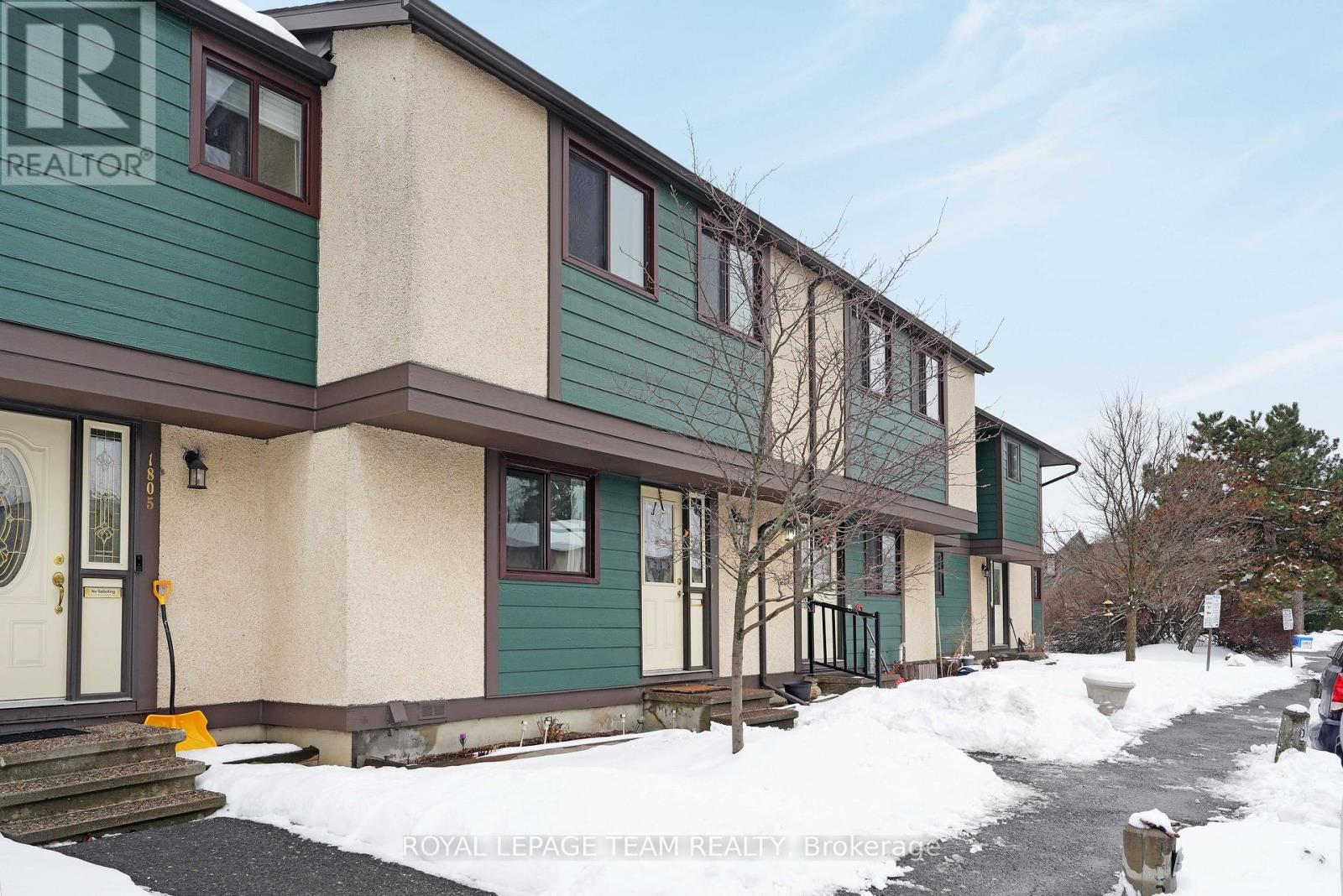 1807 Meadowbrook Road, Ottawa, Ontario  K1B 4W6 - Photo 2 - X12685518