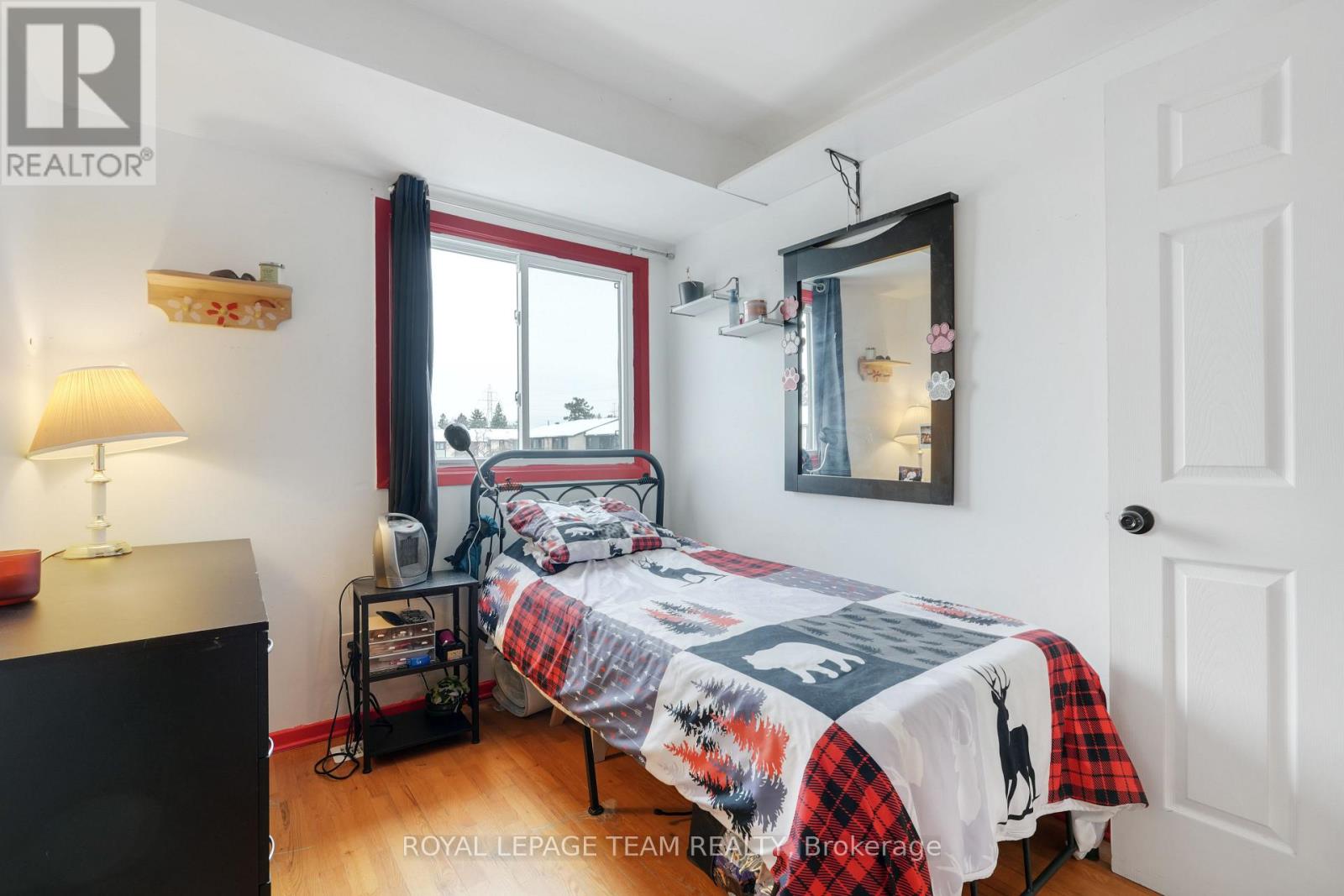 1807 Meadowbrook Road, Ottawa, Ontario  K1B 4W6 - Photo 22 - X12685518