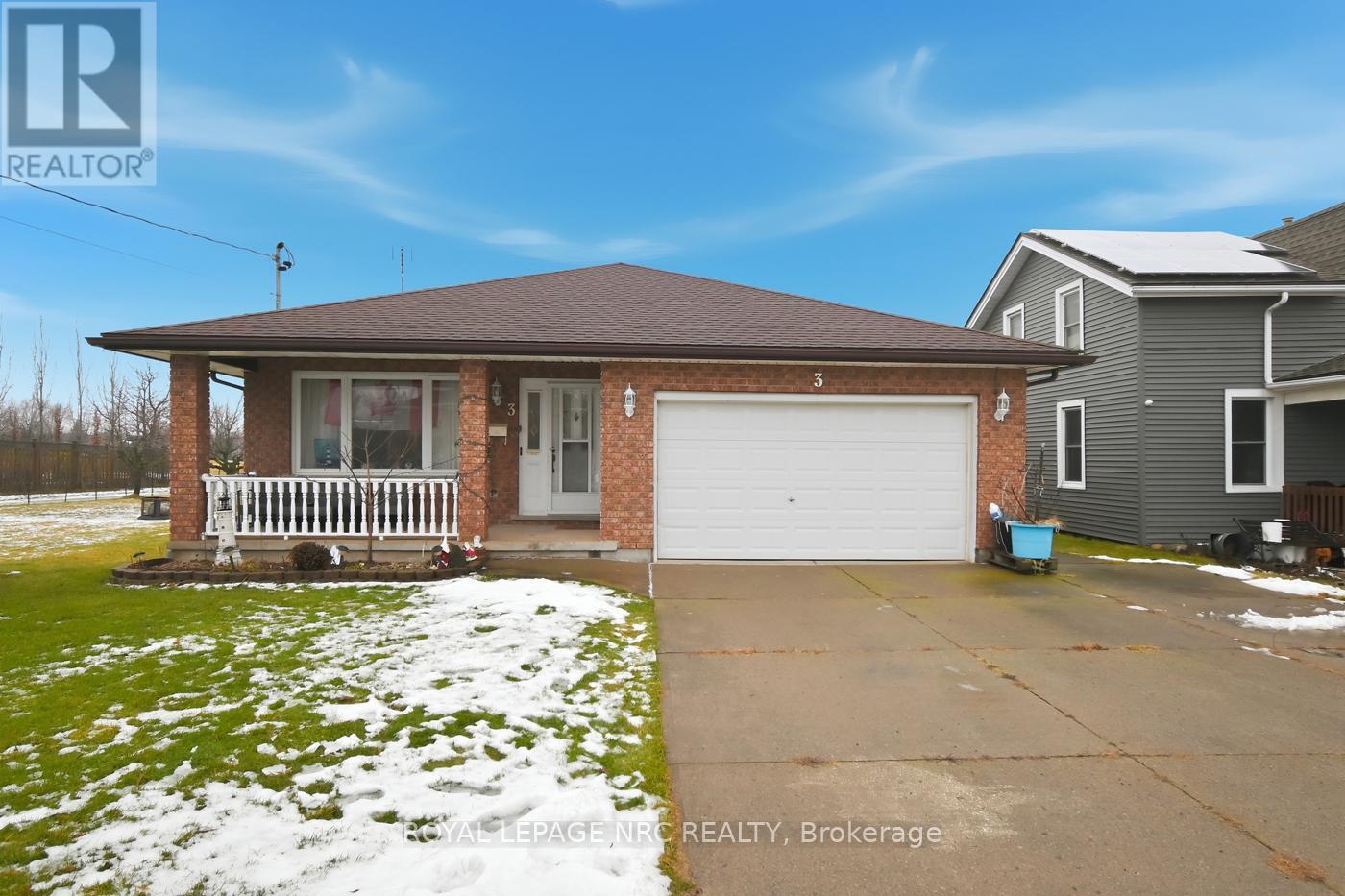 3 BORDEN AVENUE, Port Colborne, Ontario
