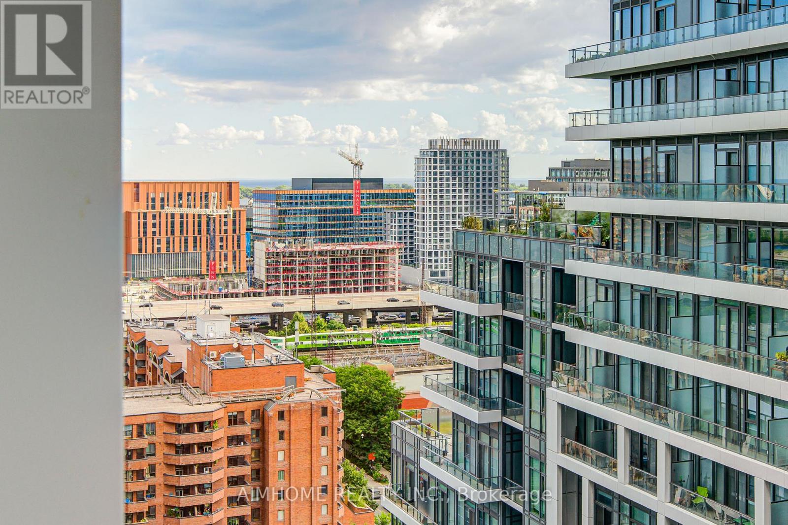 1723 - 70 Princess Street, Toronto, Ontario  M5A 0X6 - Photo 19 - C12685504