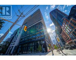 1723 - 70 PRINCESS STREET, Toronto, Ontario
